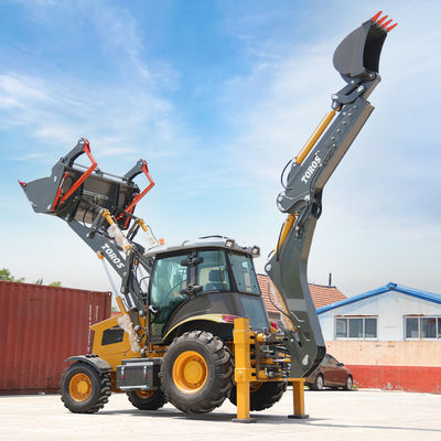 2.5 tonluk kompakt backhoe yükleyici makinesi, çeşitli eklemlerle donatılmıştır