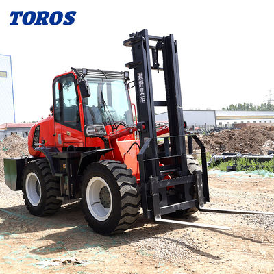 Kapalı Dizel 4wd Çorak Arazi Forklift Ağır Güç Kaynağı