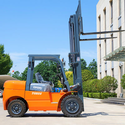 Katı Lastik Sağlam Yüksek Güçlü Dizel Forklift Endüstriyel Sınıf 3-6m Kaldırma