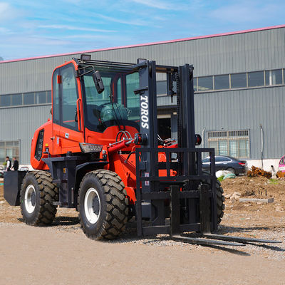 CE Dizel 5 Ton Çarpık Arazi Forklift 15 Ft Maksimum Ön Erişim