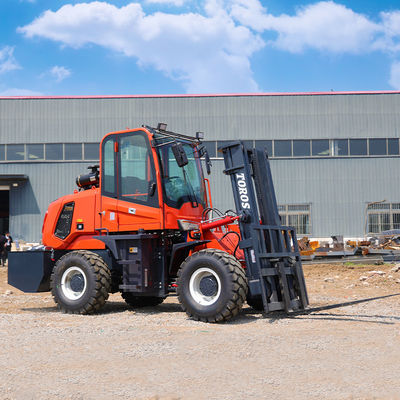 CE Dizel 5 Ton Çarpık Arazi Forklift 15 Ft Maksimum Ön Erişim