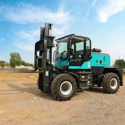 Dizel Kumandalı 3.5-5.0ton Dört Tekerlekten Çekişli Forklift Sağlam Arazi Forklifti