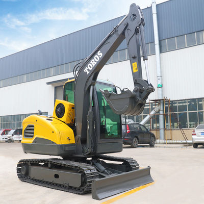 300mm Çizgi Genişi Mini Kazı Makinesi Maksimum Kazı Derinliği 2345mm Tekerlek tabanı 1800mm