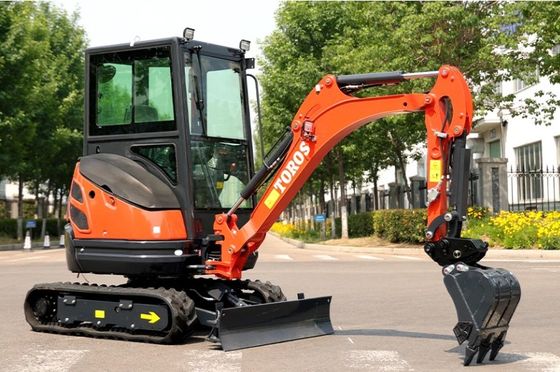 Crawler Toros Mini Kazı Makinesi 2.6 Ton Küçük Kazı Ekipmanı Yol Onarımı İçin